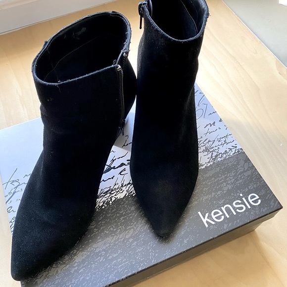 Kenzie Leyton Black Suede Booties 